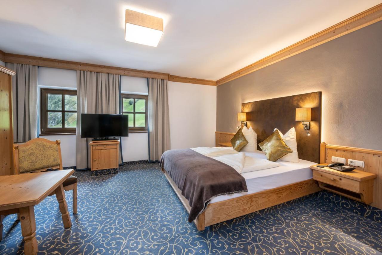 Naturhotel Huettenwirt Im Grossarltal Hüttschlag Exterior foto