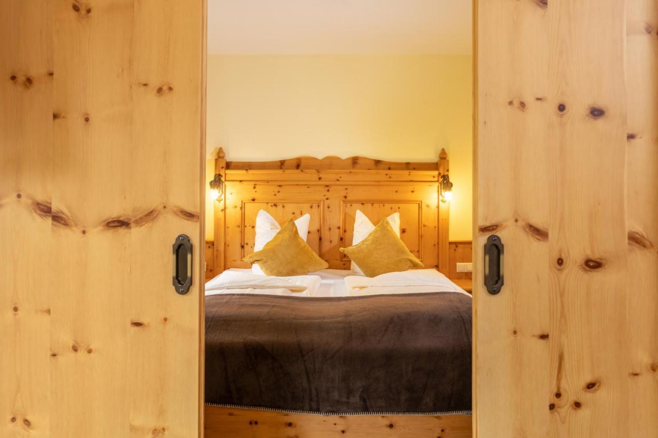 Naturhotel Huettenwirt Im Grossarltal Hüttschlag Exterior foto